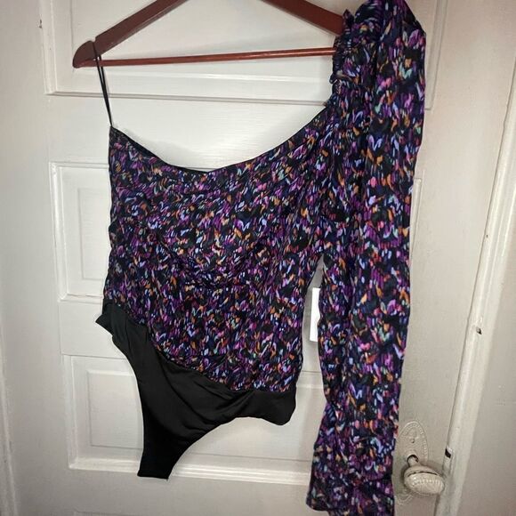 NWTs ASTR the Label Isolde One Shoulder Bodysuit In Purple/Navy Multi Size Large - Picture 9 of 12
